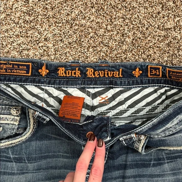 Rock Revival Men's Faded Blue Straight Jeans